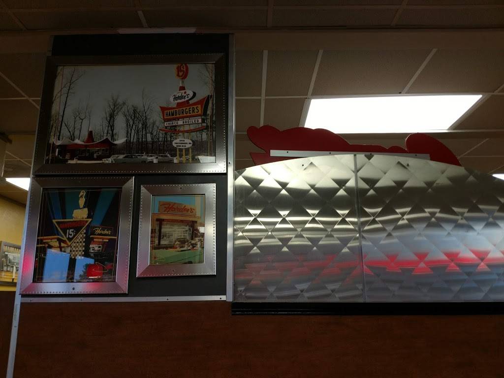 Hardees | restaurant | 704 S Grand Ave, Spencer, IA 51301, USA | 7122625988 OR +1 712-262-5988