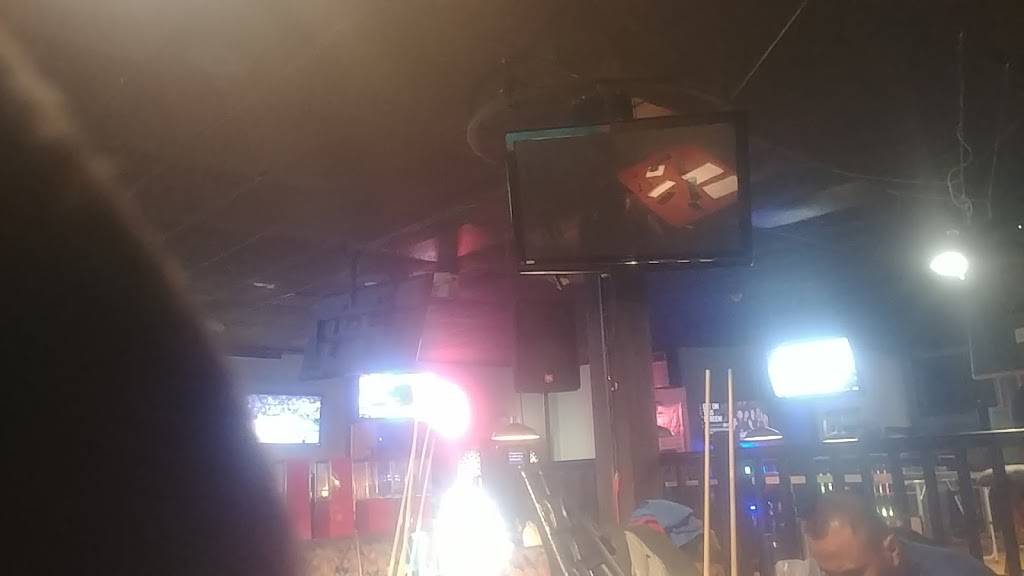 Shooters Pool and Sports Bar | night club | 908 Fort Crook Rd S, Bellevue, NE 68005, USA | 4022917665 OR +1 402-291-7665