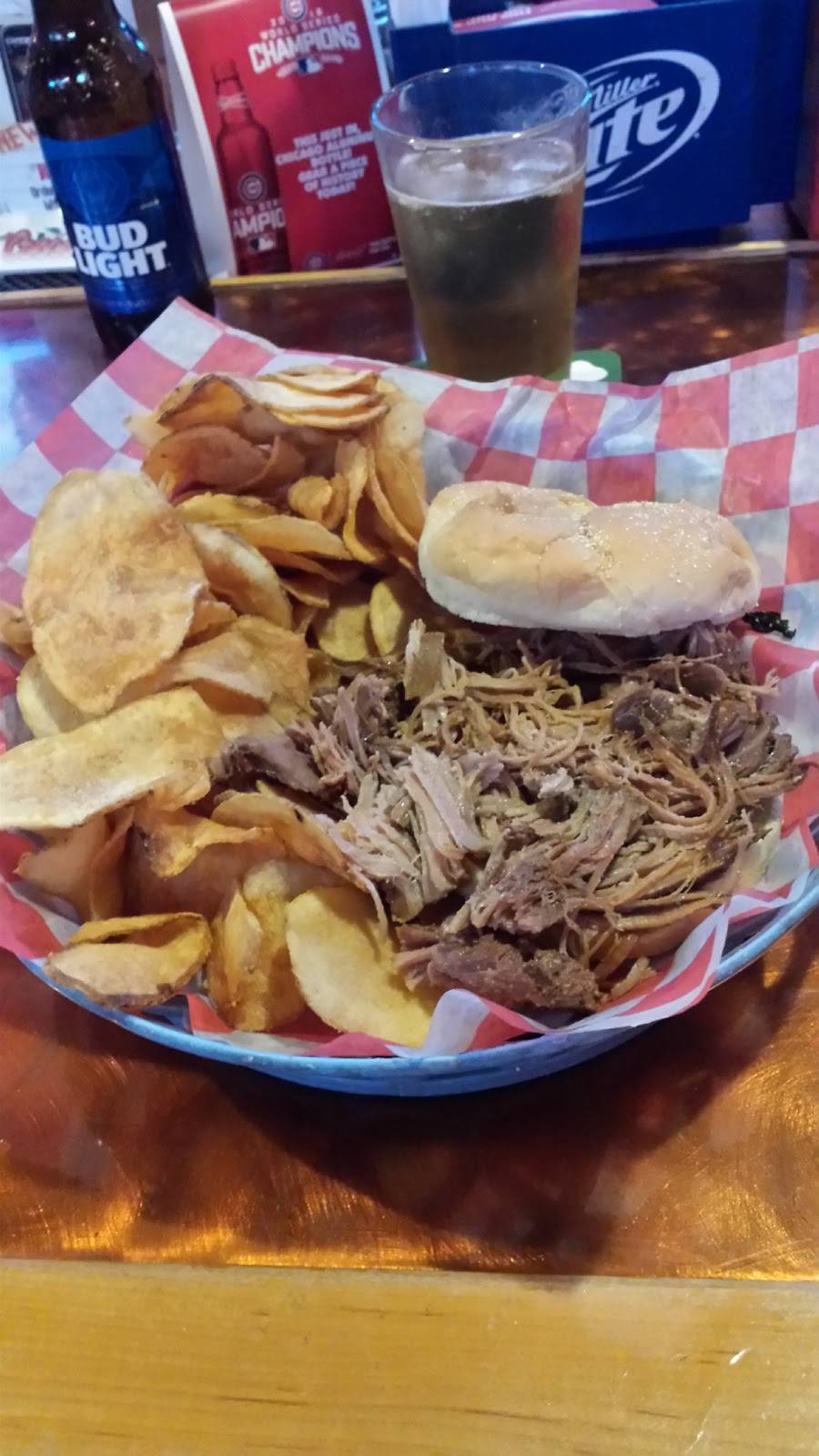 Chucks Sports Bar | restaurant | 1500 N E St, Richmond, IN 47374, USA | 7659651022 OR +1 765-965-1022