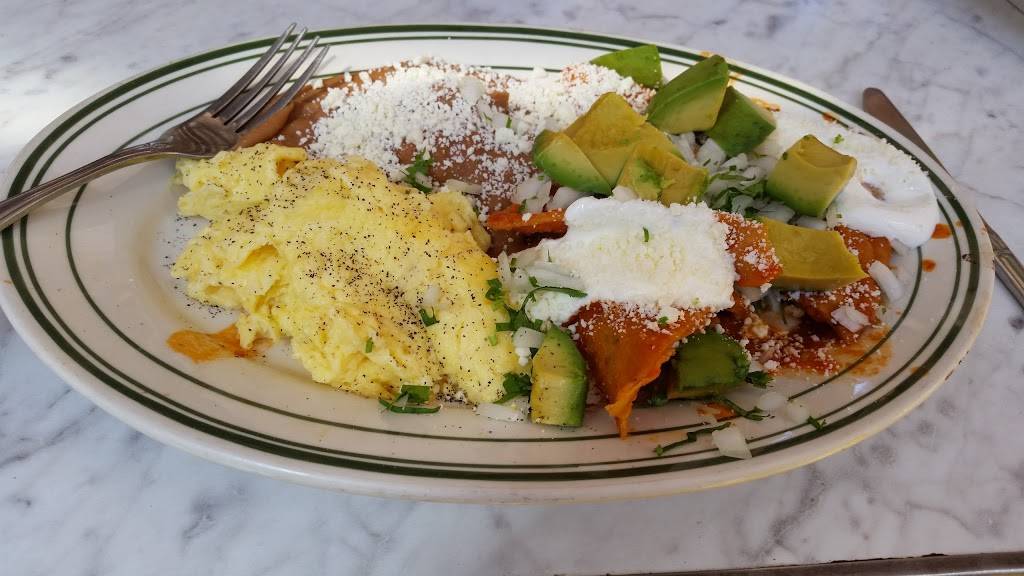 El Molino Central | restaurant | 11 Central Ave, Sonoma, CA 95476, USA | 7079391010 OR +1 707-939-1010