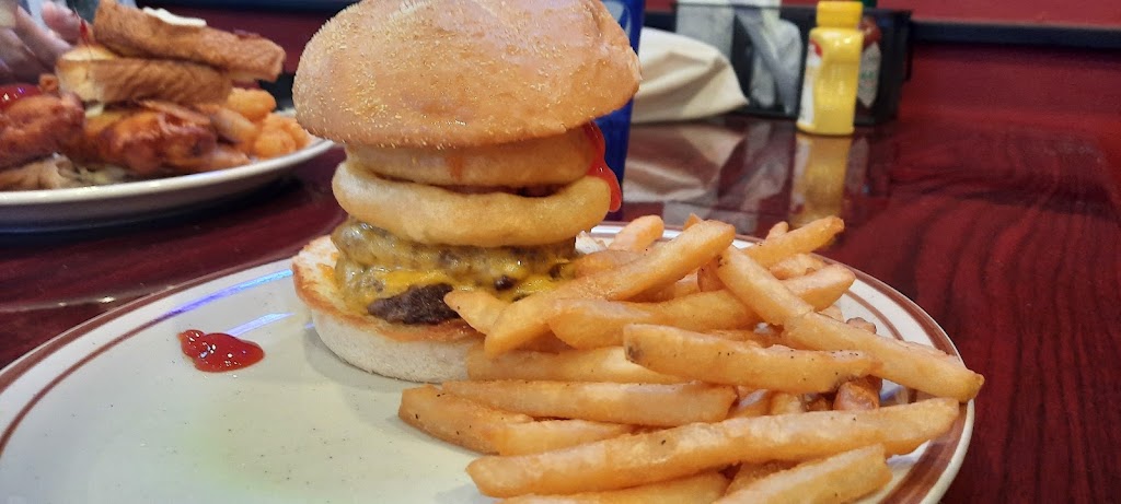 Roosters Barn and Grill | restaurant | 8700 Gladiolus Dr, Fort Myers, FL 33908, USA | 2392458516 OR +1 239-245-8516