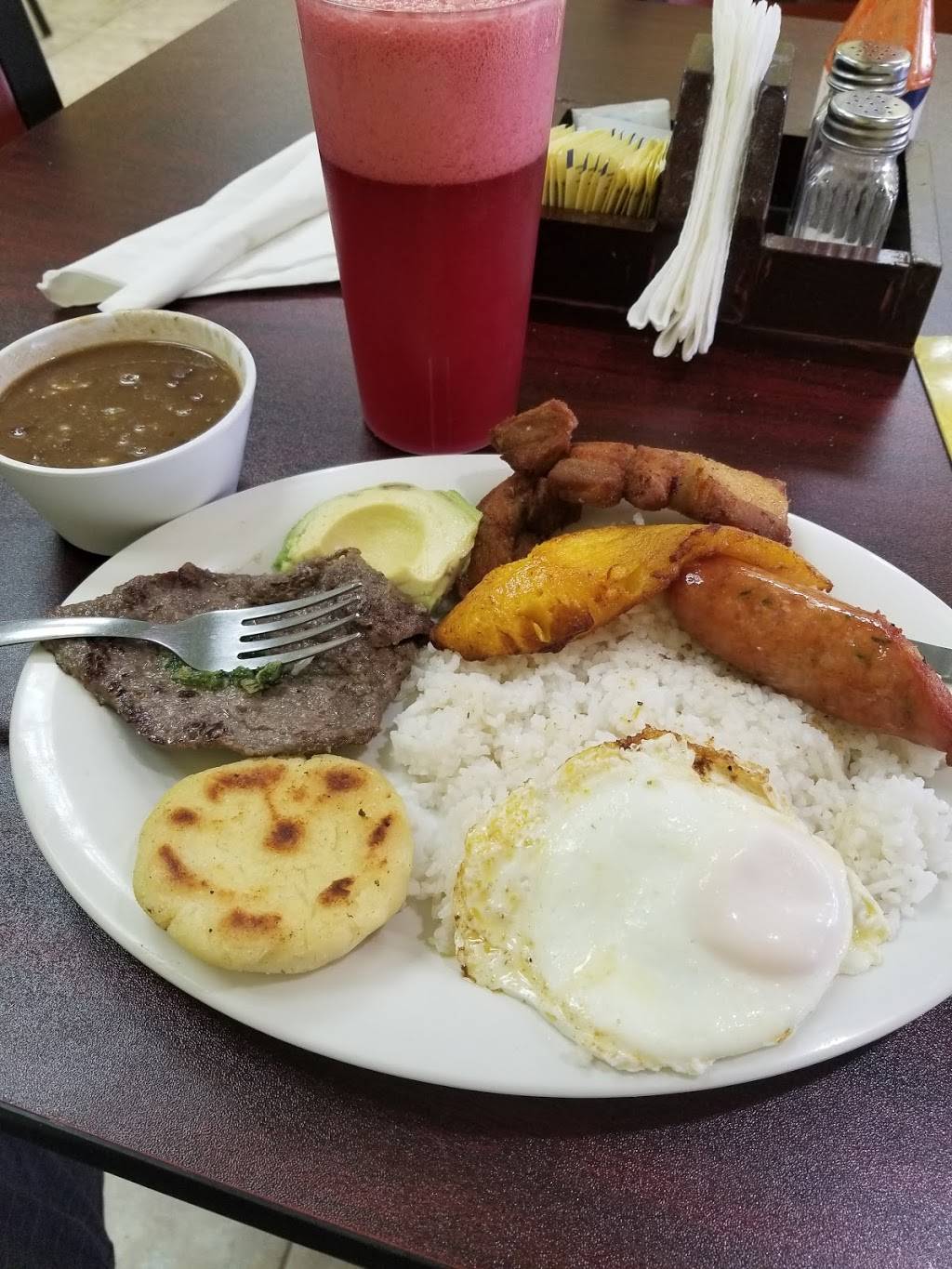 Danys Colombian Restaurant | restaurant | 1618 Spencer Hwy, South Houston, TX 77587, USA | 2818887509 OR +1 281-888-7509