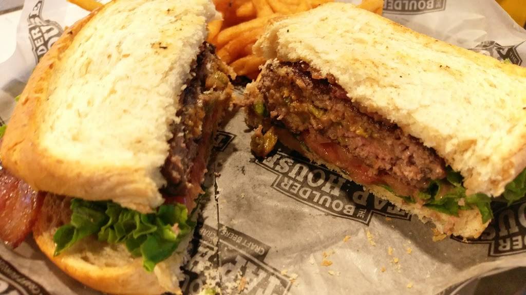 The Boulder Tap House - Ames | restaurant | 114 S Duff Ave, Ames, IA 50010, USA | 5157151855 OR +1 515-715-1855