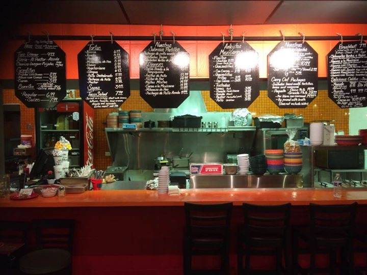 Birrieria De La Torre | restaurant | 6330 S Pulaski Rd, Chicago, IL 60629, USA | 7737676075 OR +1 773-767-6075