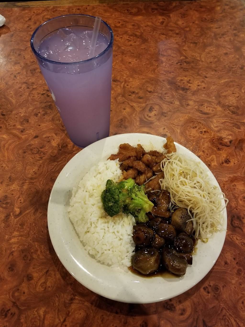 Hibachi Grill & Buffet | restaurant | 900 N Lake St, Aurora, IL 60506, USA | 6308977788 OR +1 630-897-7788