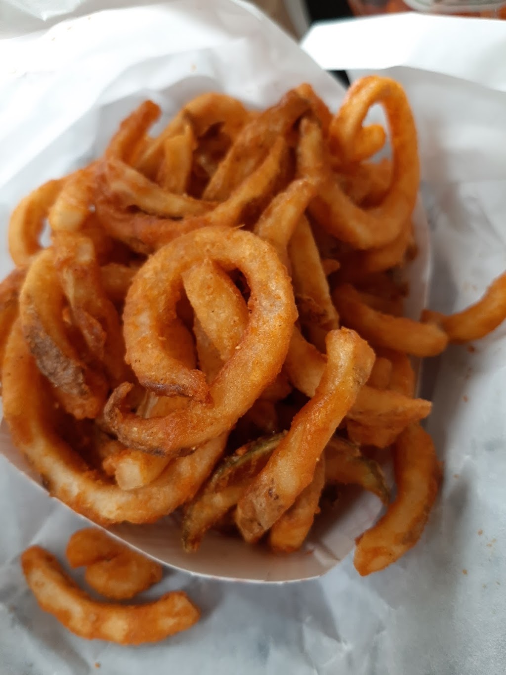 Popeys Ice Cream Shoppe | restaurant | 7 West St, Morris, CT 06763, USA | 8605670504 OR +1 860-567-0504