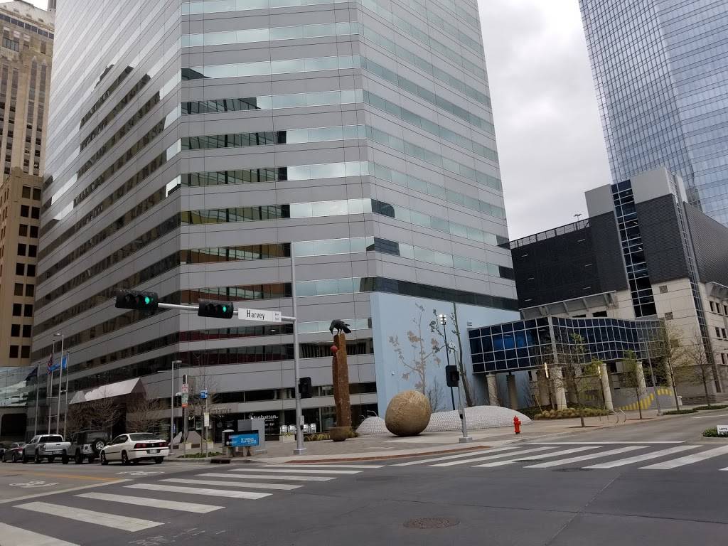 Richeys Grill | restaurant | 210 Park Ave #130, Oklahoma City, OK 73102, USA | 4052353663 OR +1 405-235-3663