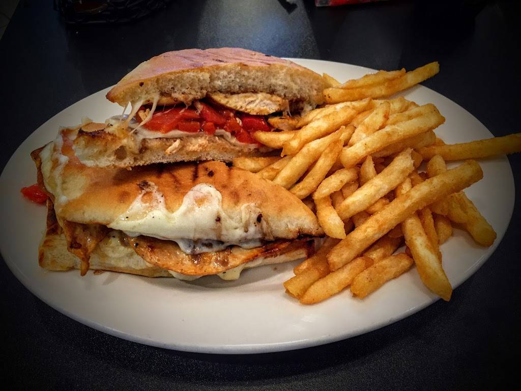 Sorellas Pizza and Pasta | restaurant | 547 US-22, Whitehouse Station, NJ 08889, USA | 9085345976 OR +1 908-534-5976