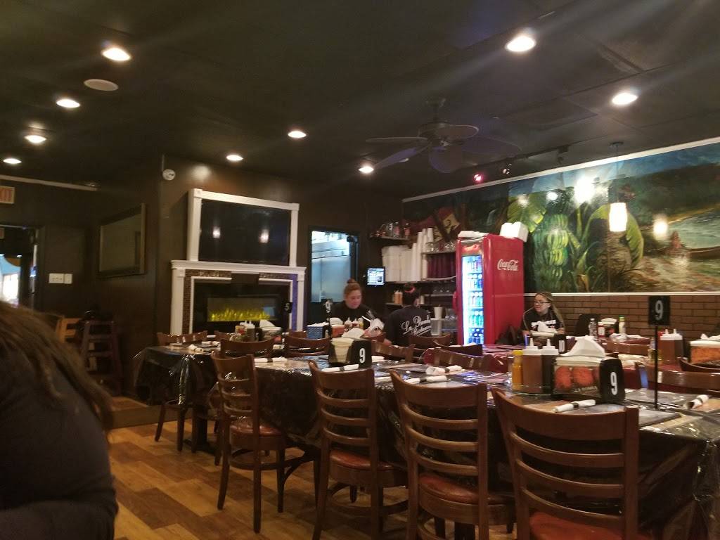 La Bomba | meal takeaway | 3221 W Armitage Ave, Chicago, IL 60647, USA | 7733940106 OR +1 773-394-0106