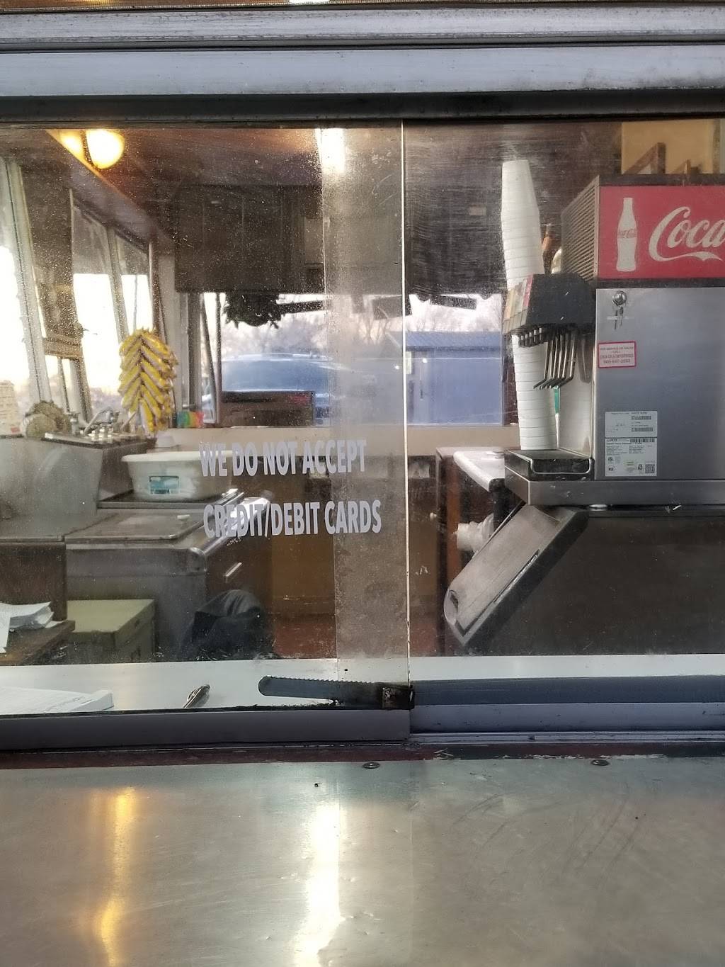 Hickory House Bar-B-Q | restaurant | 128 US-64, Wynne, AR 72396, USA | 8702384041 OR +1 870-238-4041