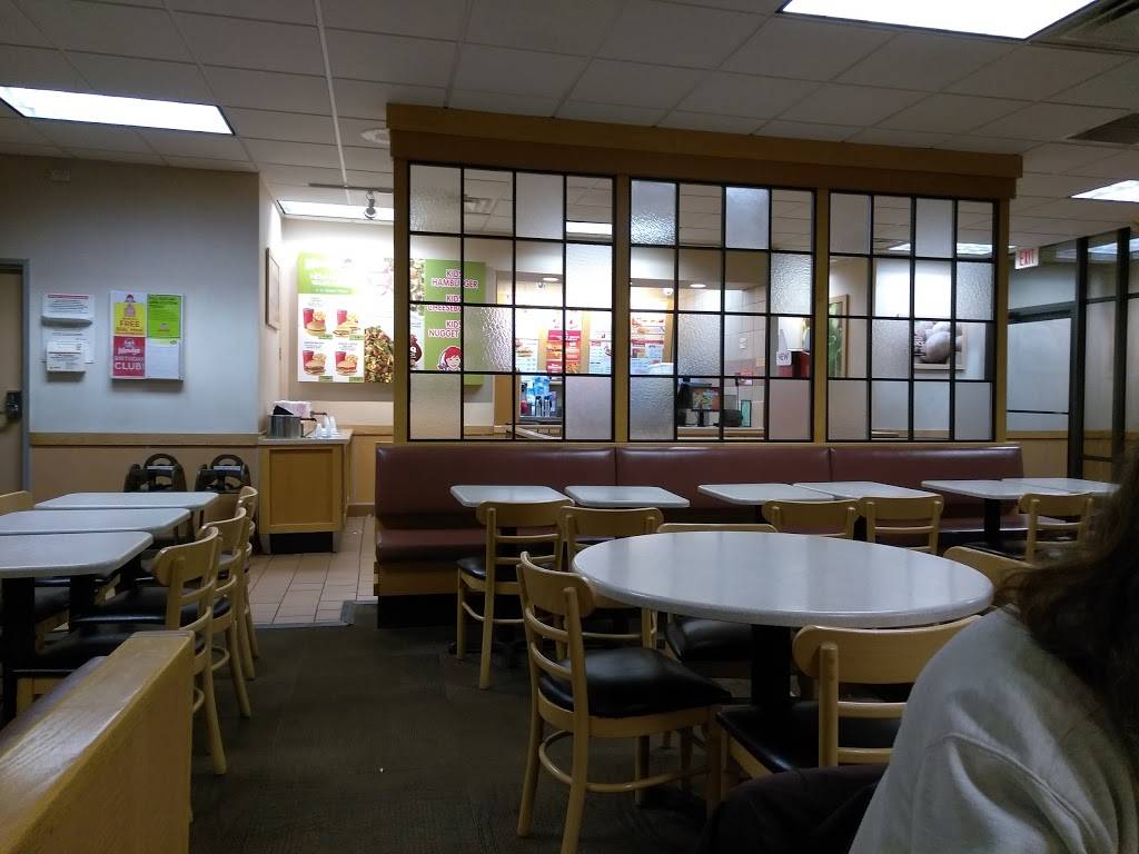 Wendys | restaurant | 175 N Genesee St, Utica, NY 13502, USA | 3157248355 OR +1 315-724-8355