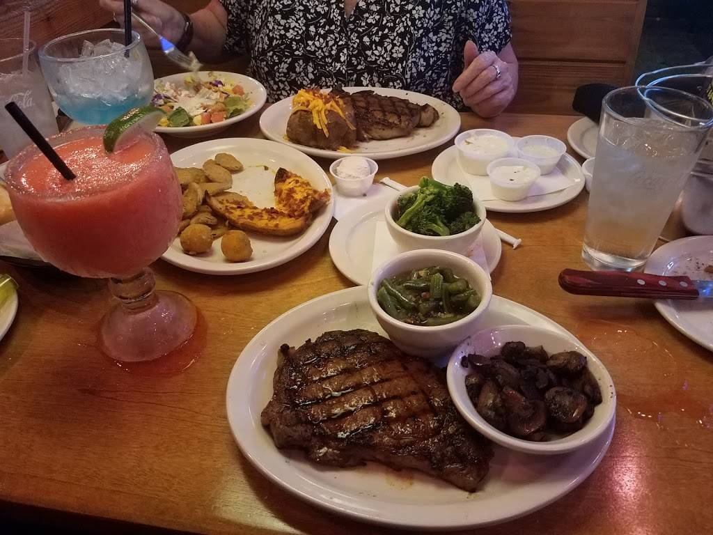 Texas Roadhouse | restaurant | 3203 Ming Ave, Bakersfield, CA 93304, USA | 6613970422 OR +1 661-397-0422