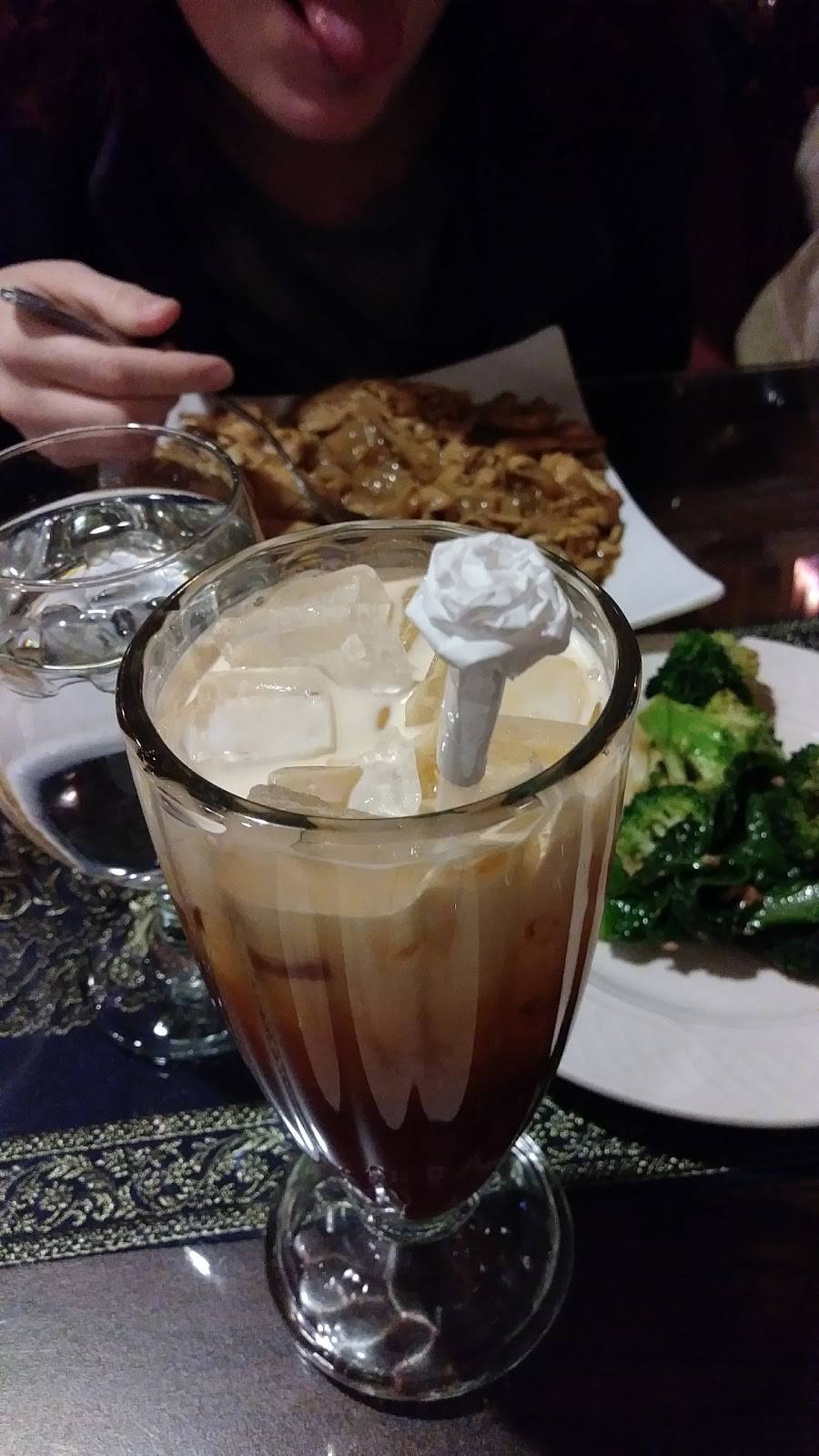 Siam Orchids | restaurant | 899 W Main St, Branford, CT 06405, USA | 2034836993 OR +1 203-483-6993