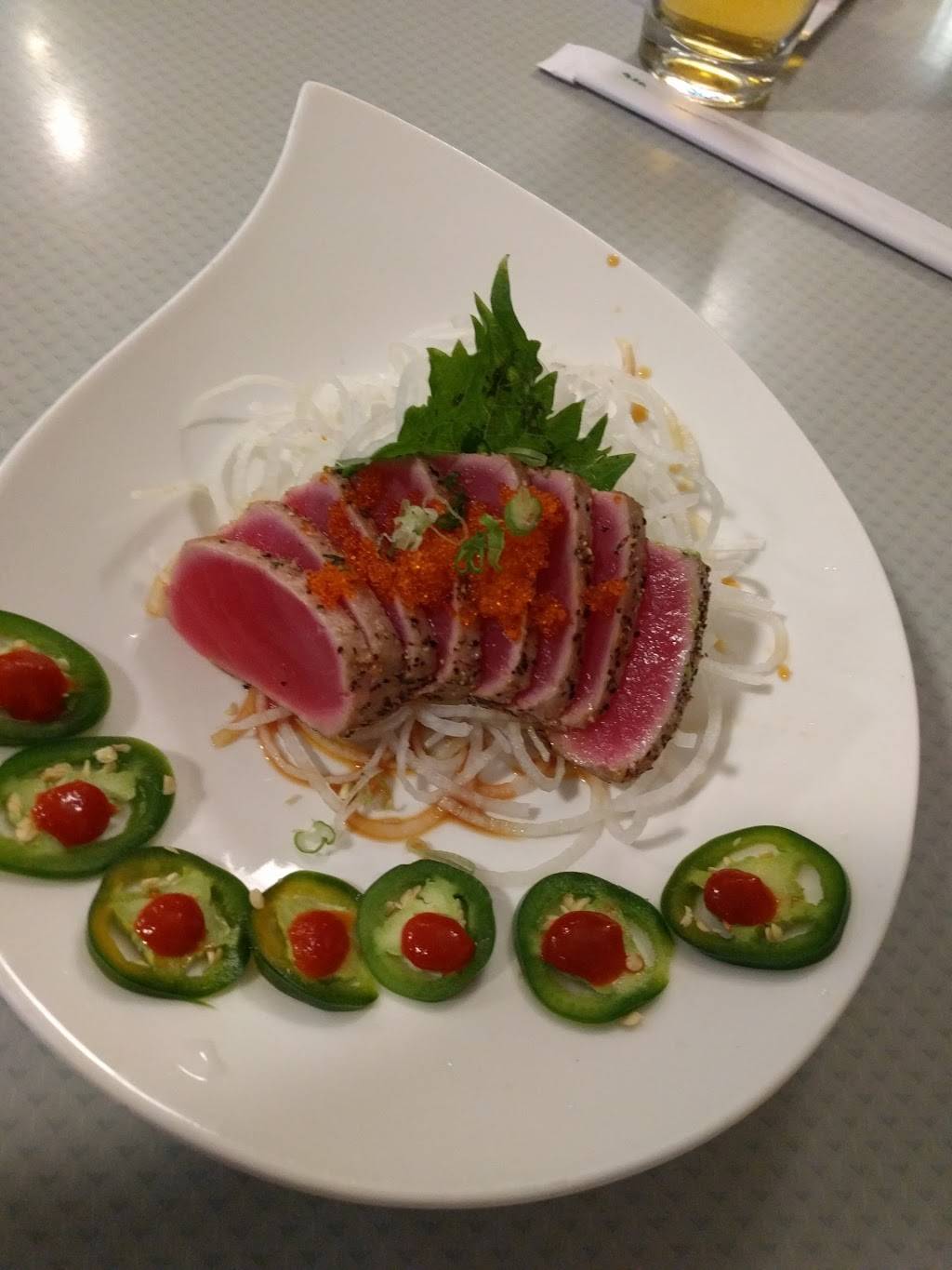 Sushi QU | restaurant | 912 E Lake Ave, Watsonville, CA 95076, USA | 8313194567 OR +1 831-319-4567