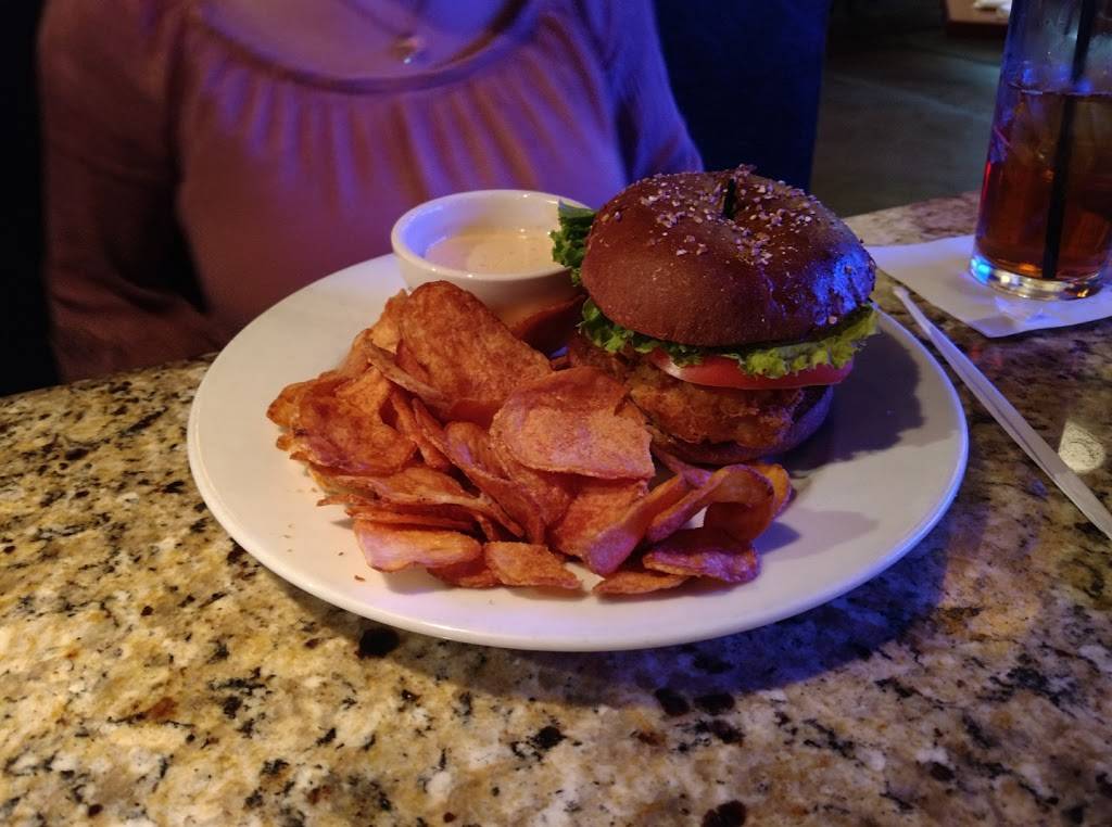 Holstons Kitchen | restaurant | 1836 W Andrew Johnson Hwy, Morristown, TN 37814, USA | 4236160133 OR +1 423-616-0133