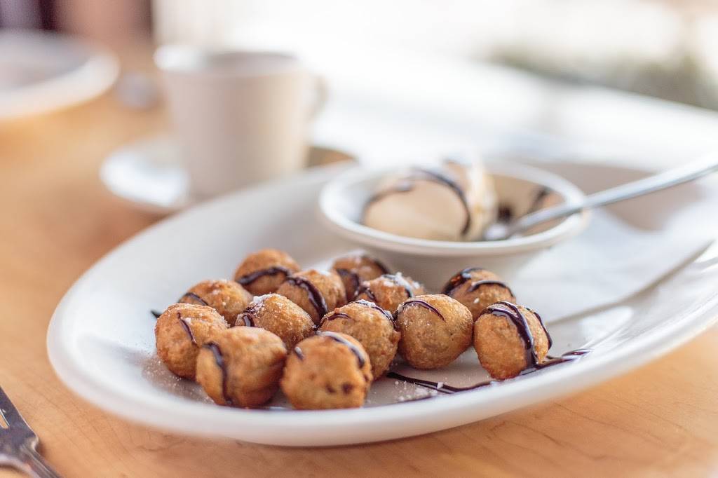 St. Francis Brewery & Restaurant | restaurant | 3825 S Kinnickinnic Ave, St Francis, WI 53235, USA | 4147444448 OR +1 414-744-4448