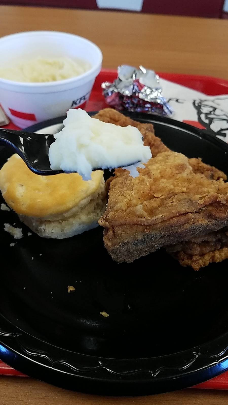 KFC | restaurant | 3139 Lakewood Rd, Point Pleasant, NJ 08742, USA | 7322954222 OR +1 732-295-4222