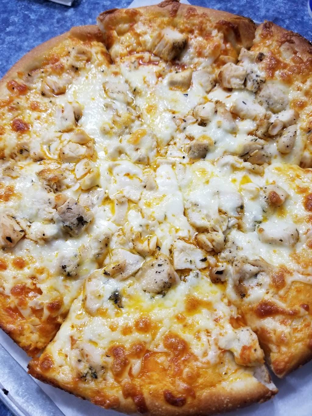 Oakland House of Pizza | restaurant | 16 Water St, Oakland, ME 04963, USA | 2074652729 OR +1 207-465-2729