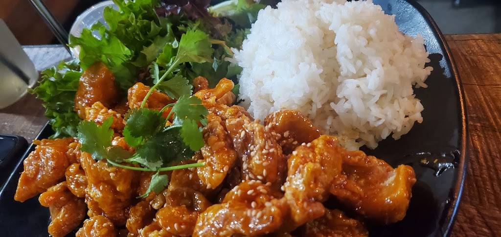 Hiccups Restaurant & Teahouse | restaurant | 5840 Firestone Blvd #102, South Gate, CA 90280, USA | 5623586828 OR +1 562-358-6828