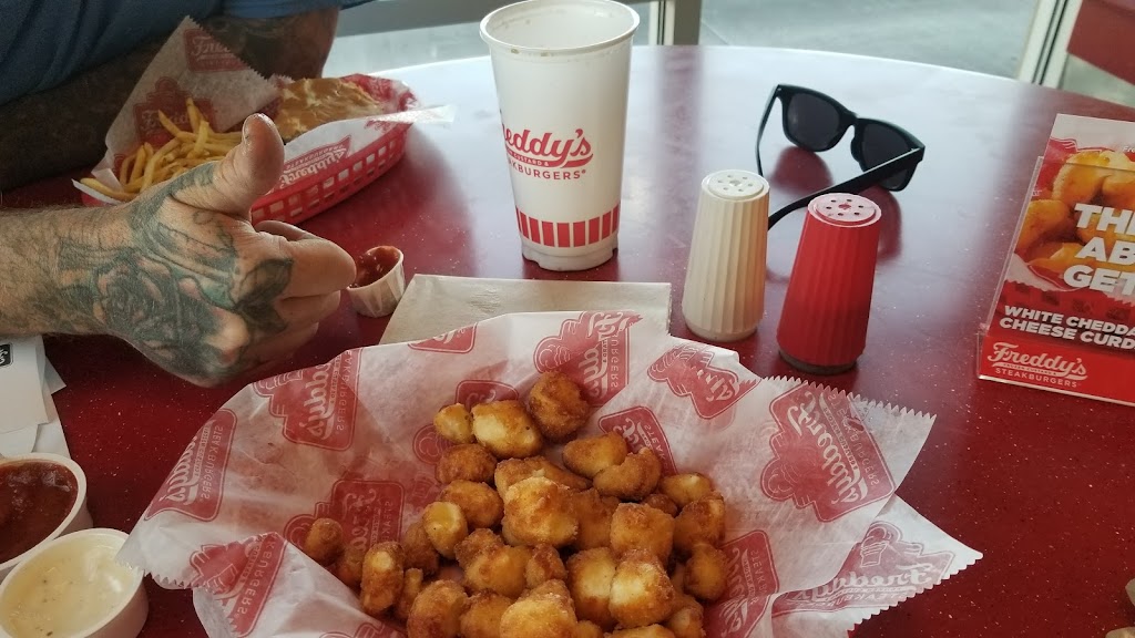 Freddys Frozen Custard & Steakburgers | restaurant | 7120 E Broadway Blvd, Tucson, AZ 85710, USA | 5202989337 OR +1 520-298-9337