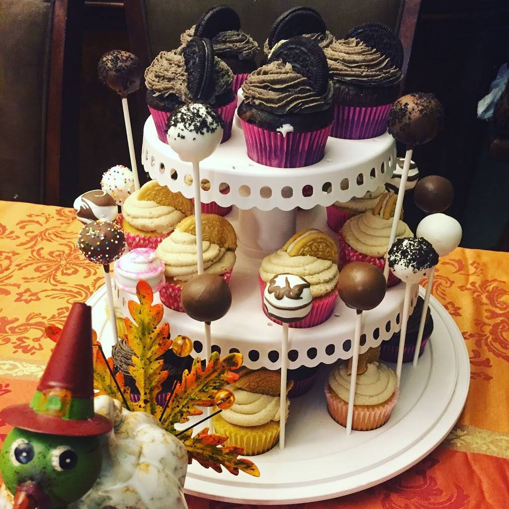 Mamita’s Munchies | restaurant | 8228 W Flagler St, Miami, FL 33144, USA | 3052220840 OR +1 305-222-0840