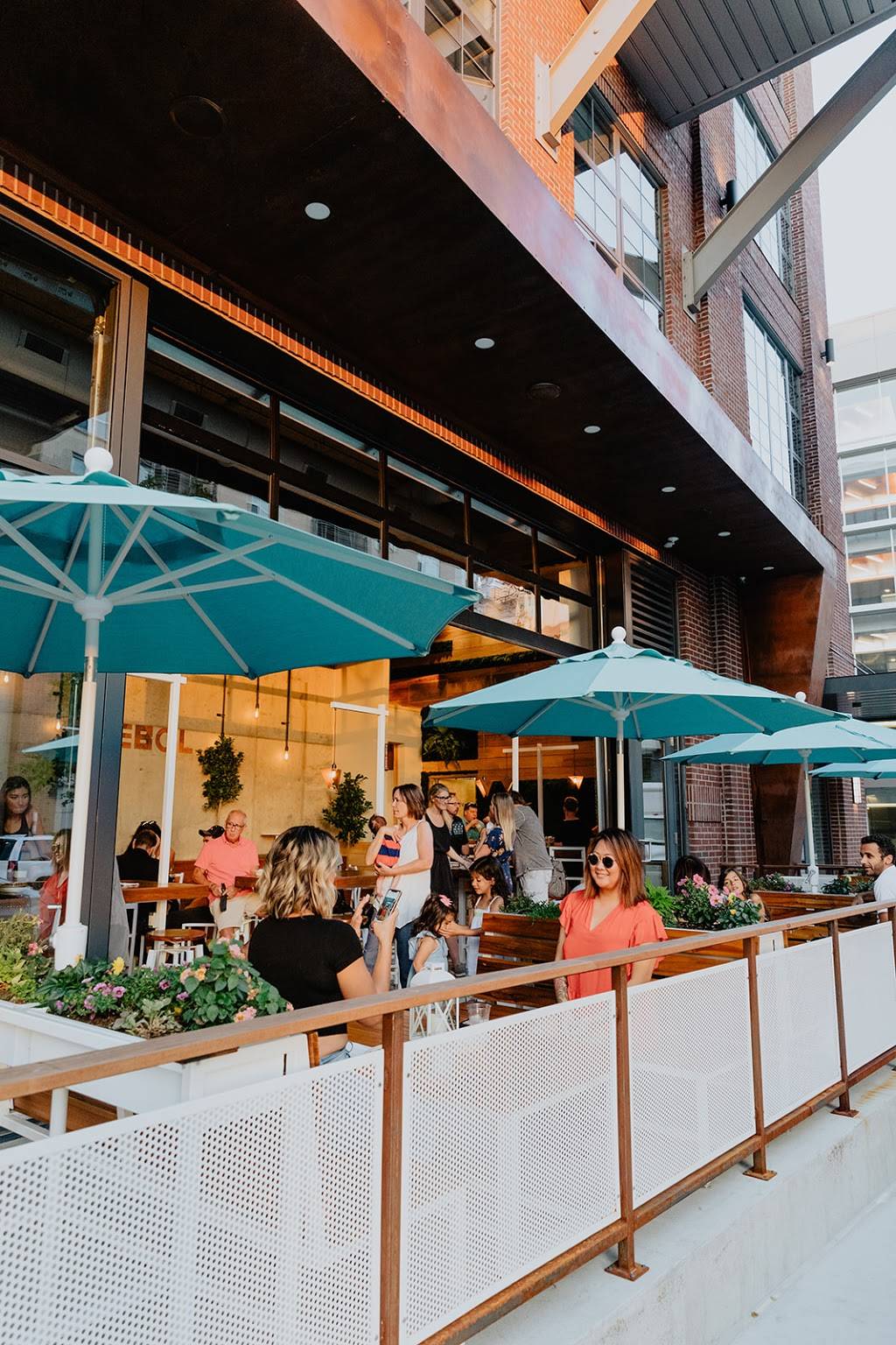 Rebol | restaurant | 6608 Longshore St, Dublin, OH 43017, USA | 6143894751 OR +1 614-389-4751