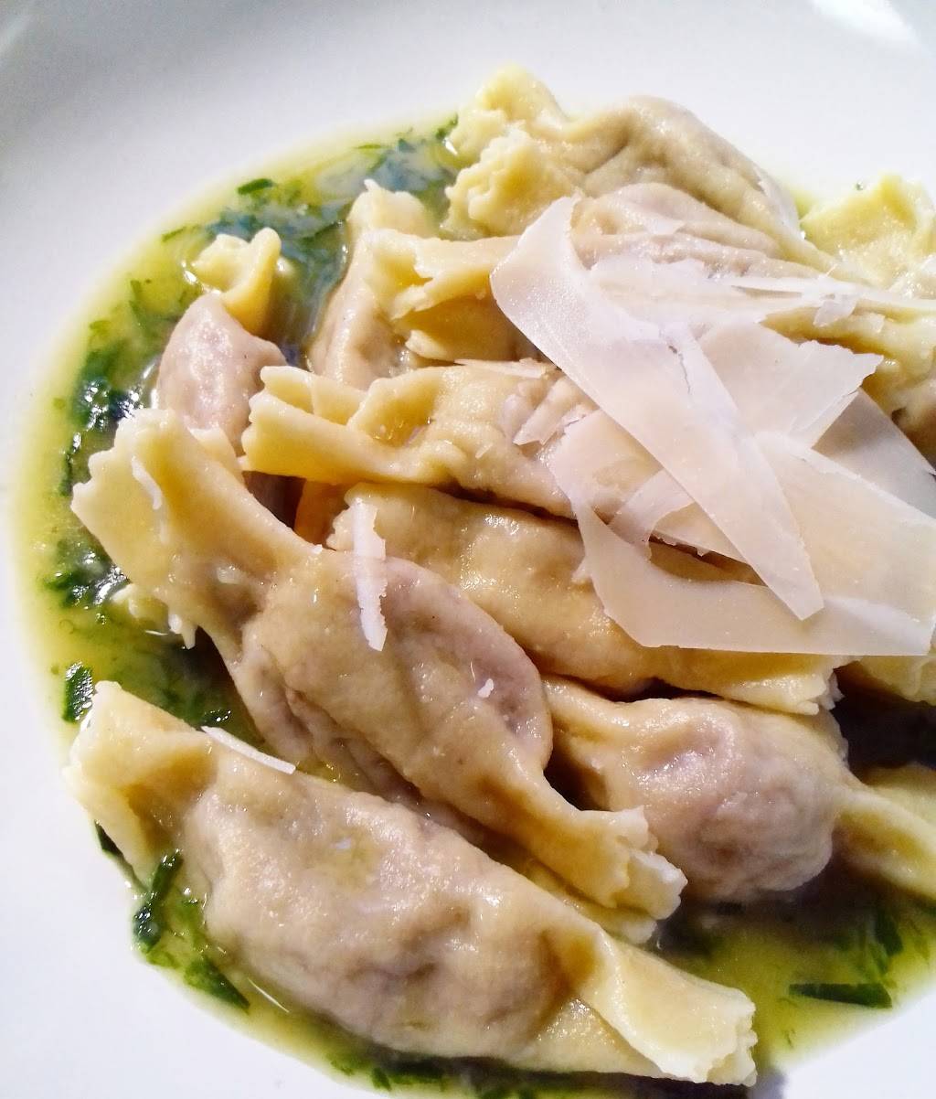 Lola Bistro | restaurant | 1100 Galveston Ave, Pittsburgh, PA 15233, USA | 4123221106 OR +1 412-322-1106