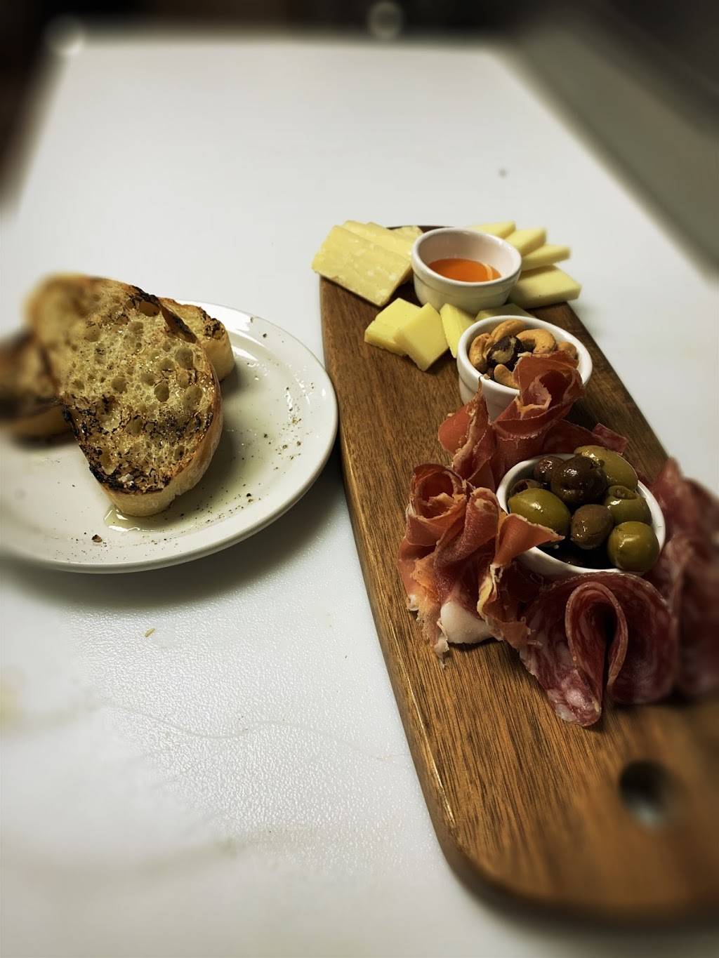 Mangiabevi Urban Italian | restaurant | 35215 Dodge Park Rd, Sterling Heights, MI 48312, USA | 5865539600 OR +1 586-553-9600