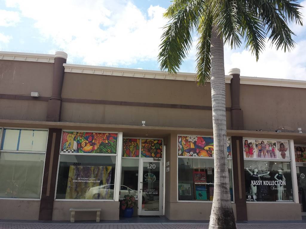 Deco Sports Bar & Lounge | night club | 115 S 20th Ave, Hollywood, FL 33020, USA | 9543919061 OR +1 954-391-9061