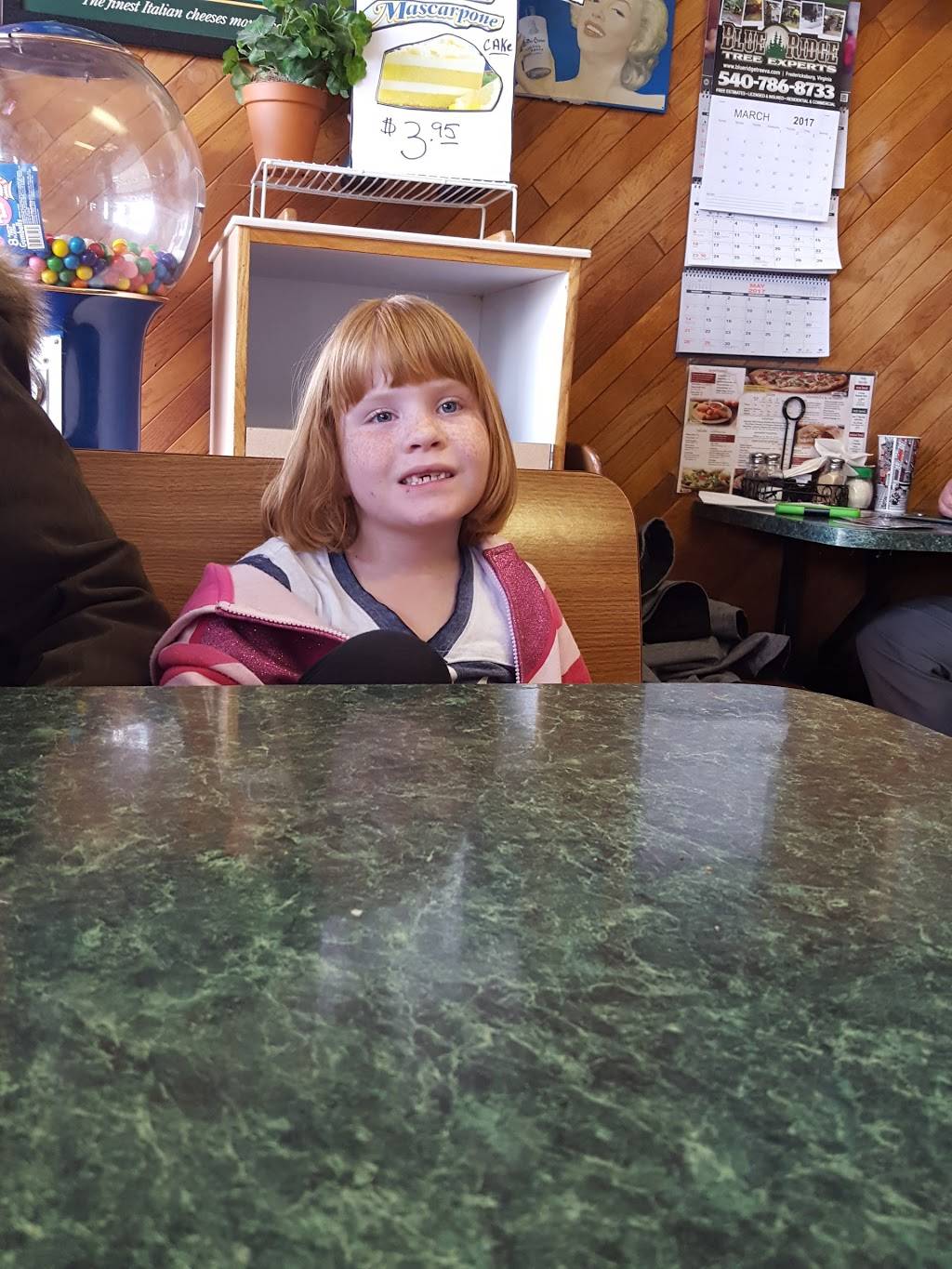 Brothers Pizza | restaurant | 3605 Plank Rd, Fredericksburg, VA 22407, USA | 5405480400 OR +1 540-548-0400