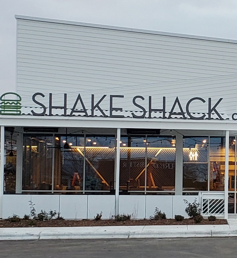 Shake Shack | restaurant | 12351 Elm Creek Blvd N, Maple Grove, MN 55369, USA | 7633198567 OR +1 763-319-8567