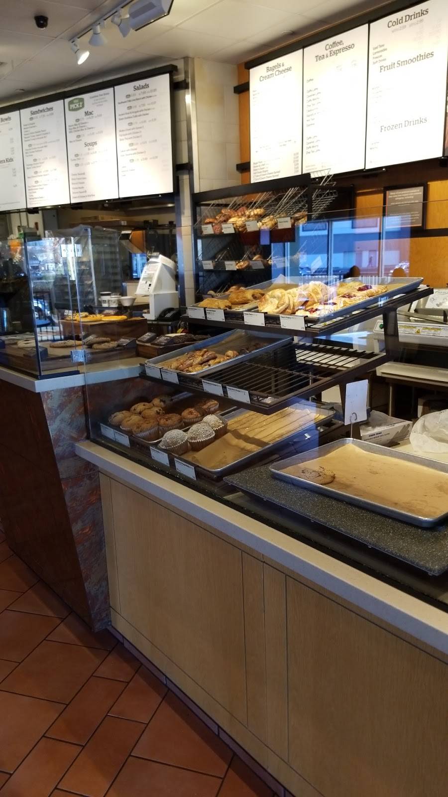 Panera Bread | cafe | 345 Rockaway Turnpike, Lawrence, NY 11559, USA | 5162390183 OR +1 516-239-0183