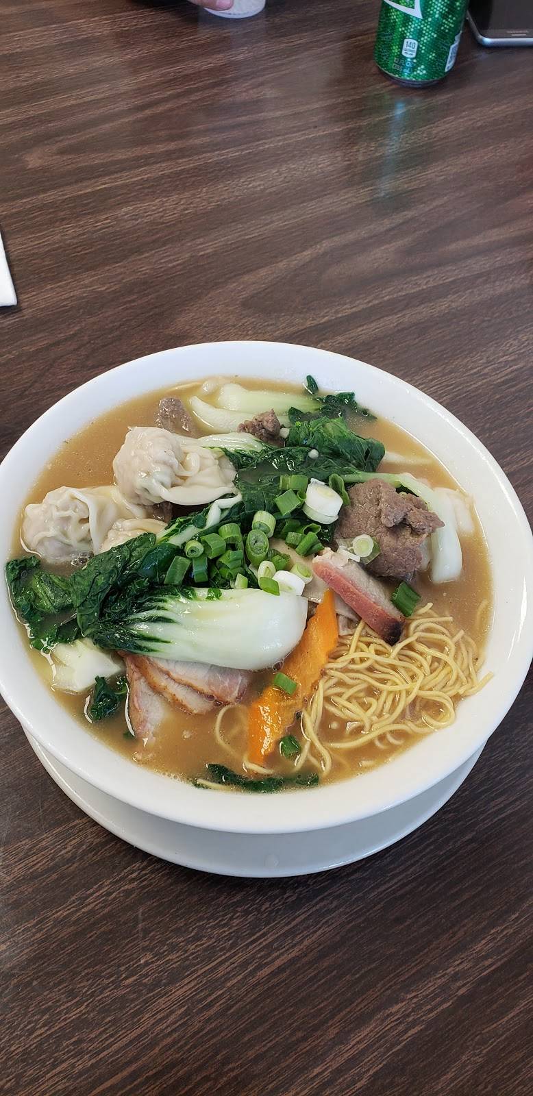 J & E | restaurant | 2537 24th St, San Francisco, CA 94110, USA | 4152825177 OR +1 415-282-5177