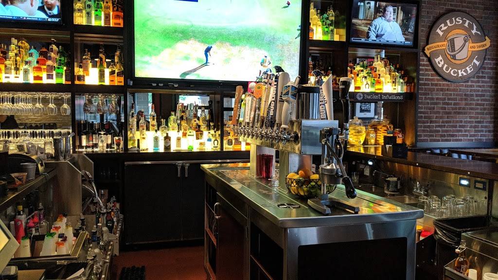 Rusty Bucket Restaurant and Tavern | restaurant | 4810 Ashley Park Ln, Charlotte, NC 28210, USA | 7046438535 OR +1 704-643-8535