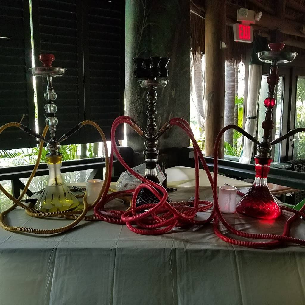 Green Gators Bar & Grill | restaurant | 9202 Anderson Rd, Tampa, FL 33634, USA | 8133042260 OR +1 813-304-2260