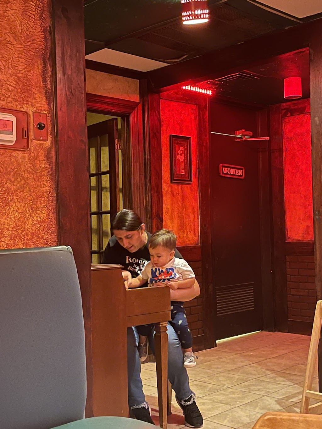 Romas Italian Restaurant | restaurant | 1620 Mabry Dr, Clovis, NM 88101, USA | 5759351900 OR +1 575-935-1900