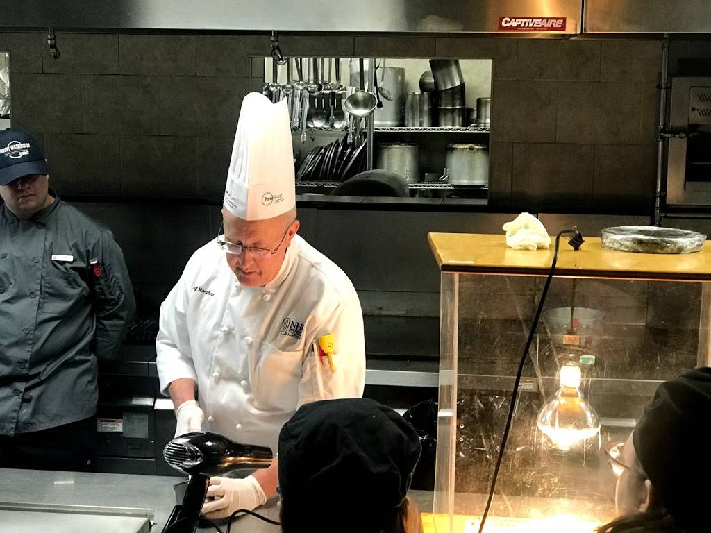 The Green Ladle | restaurant | 156 East Ave, Lewiston, ME 04240, USA | 2075209569 OR +1 207-520-9569