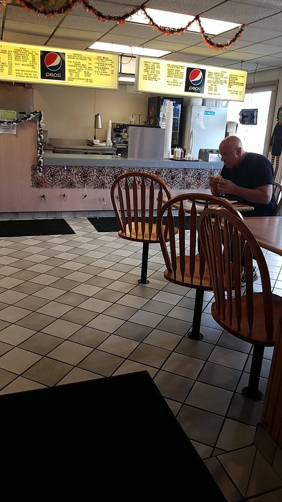 John & Marys | restaurant | 2363 Millersport Hwy, Getzville, NY 14068, USA | 7166888017 OR +1 716-688-8017