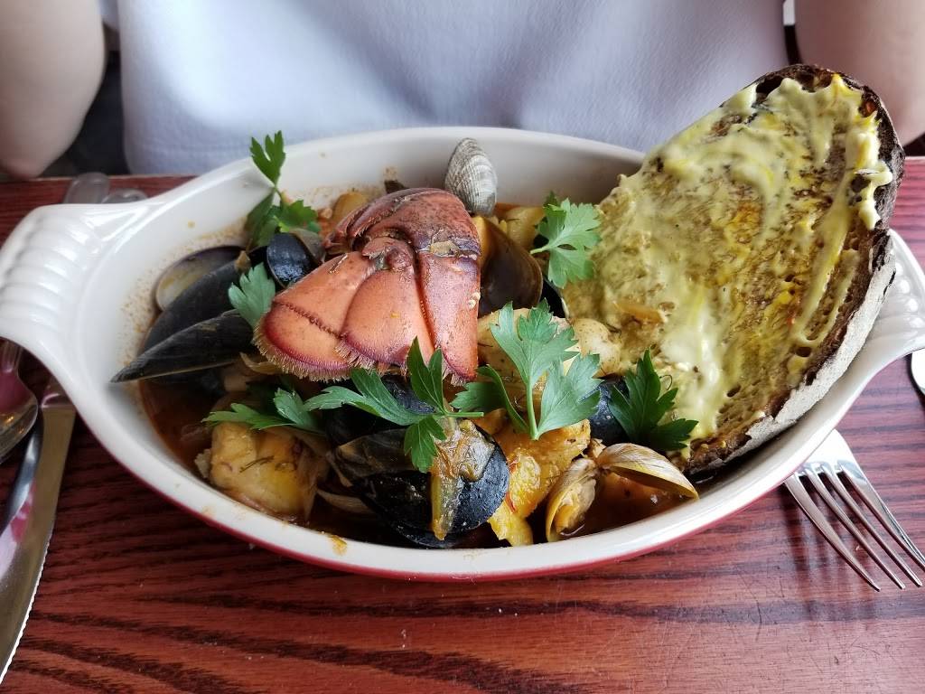 Le Bouchon | restaurant | 1958 N Damen Ave, Chicago, IL 60647, USA | 7738626600 OR +1 773-862-6600