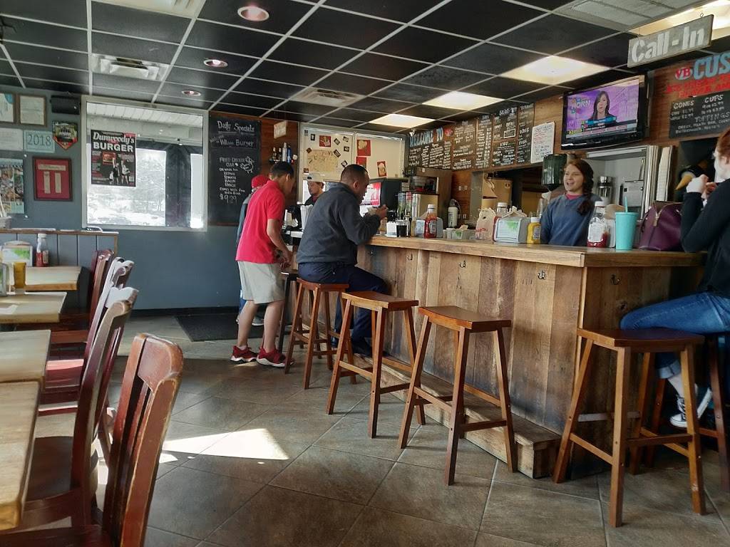 Village Burger | restaurant | 1426 Dunwoody Village Pkwy, Dunwoody, GA 30338, USA | 7705221600 OR +1 770-522-1600