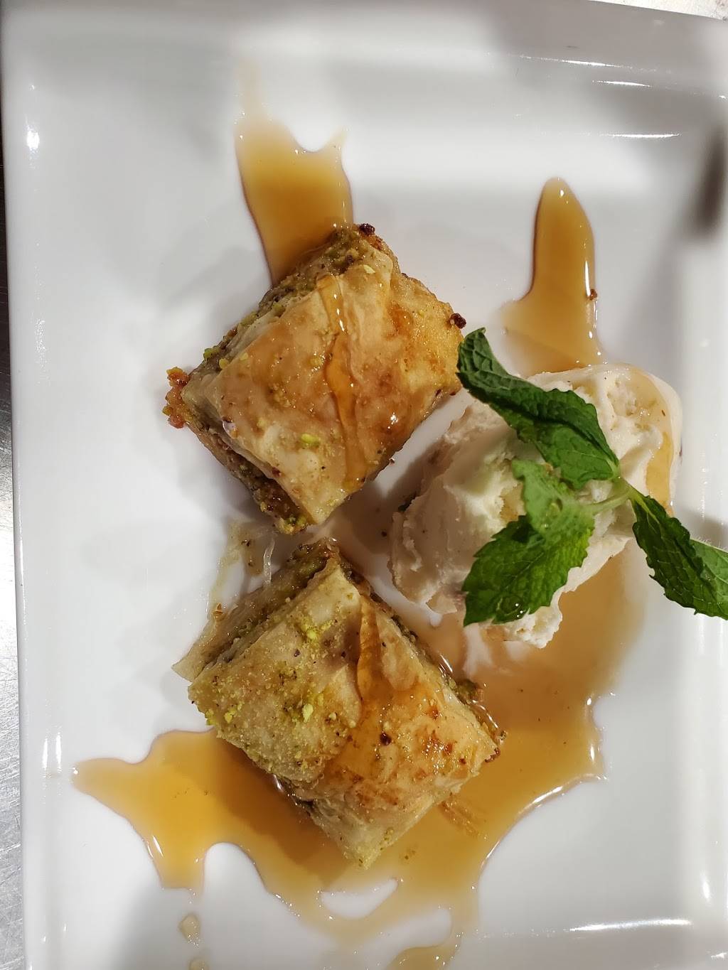 The Junction Pub & Grill | restaurant | 1108 Murfreesboro Pike, Nashville, TN 37217, USA | 6157307542 OR +1 615-730-7542