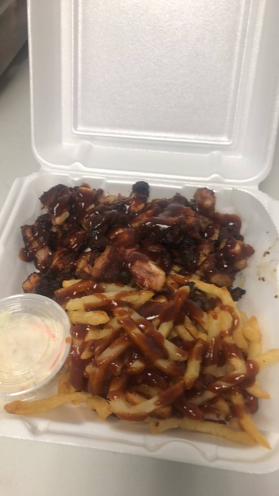 Pat’s BBQ & Randy’s Candy | restaurant | 603 Beck St, Charles City, IA 50616, USA | 6417151211 OR +1 641-715-1211