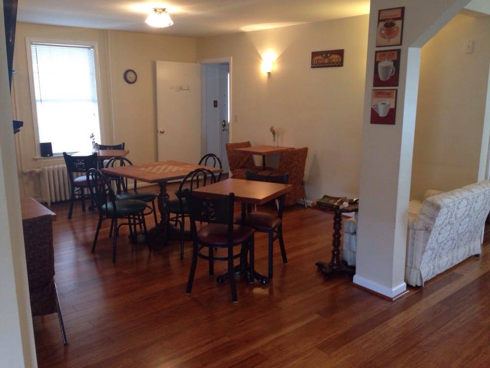 Wellhouse Café Ministry | cafe | 118 10 1/2 St NW, Charlottesville, VA 22903, USA | 4349730002 OR +1 434-973-0002