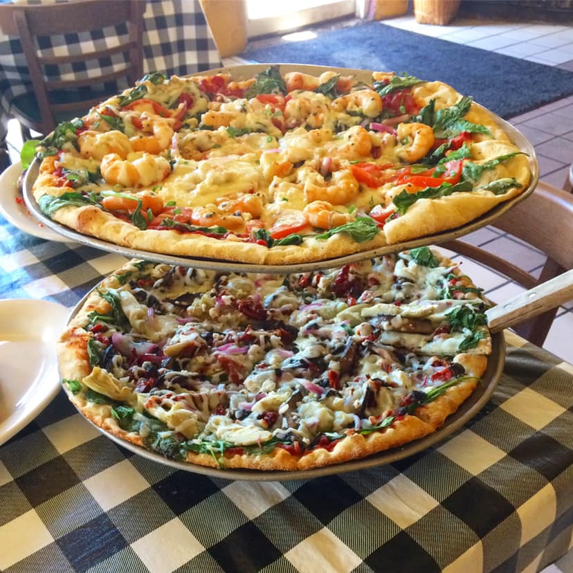 Cousin Vinnys | restaurant | 1709 Main St, Daphne, AL 36526, USA | 2516266082 OR +1 251-626-6082