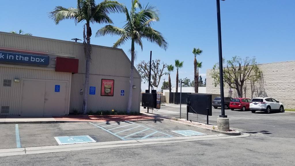 Jack in the Box | restaurant | 2500 N Tustin St, Orange, CA 92865, USA | 7149981450 OR +1 714-998-1450