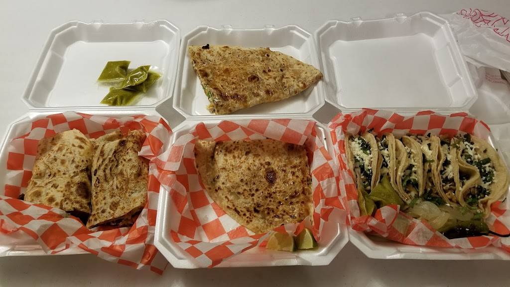 Texas Tacos | restaurant | 208 S Main St, Highlands, TX 77562, USA | 2818398661 OR +1 281-839-8661