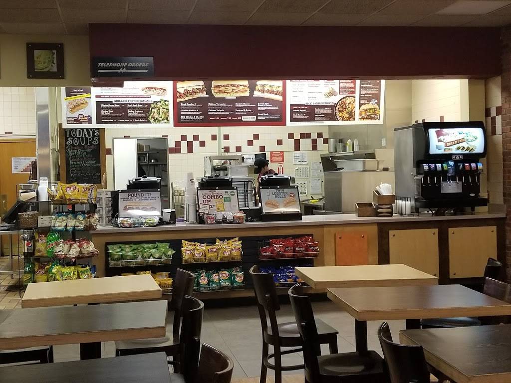 DAngelo Grilled Sandwiches | restaurant | 600 Page St, Avon, MA 02322, USA | 5085808338 OR +1 508-580-8338