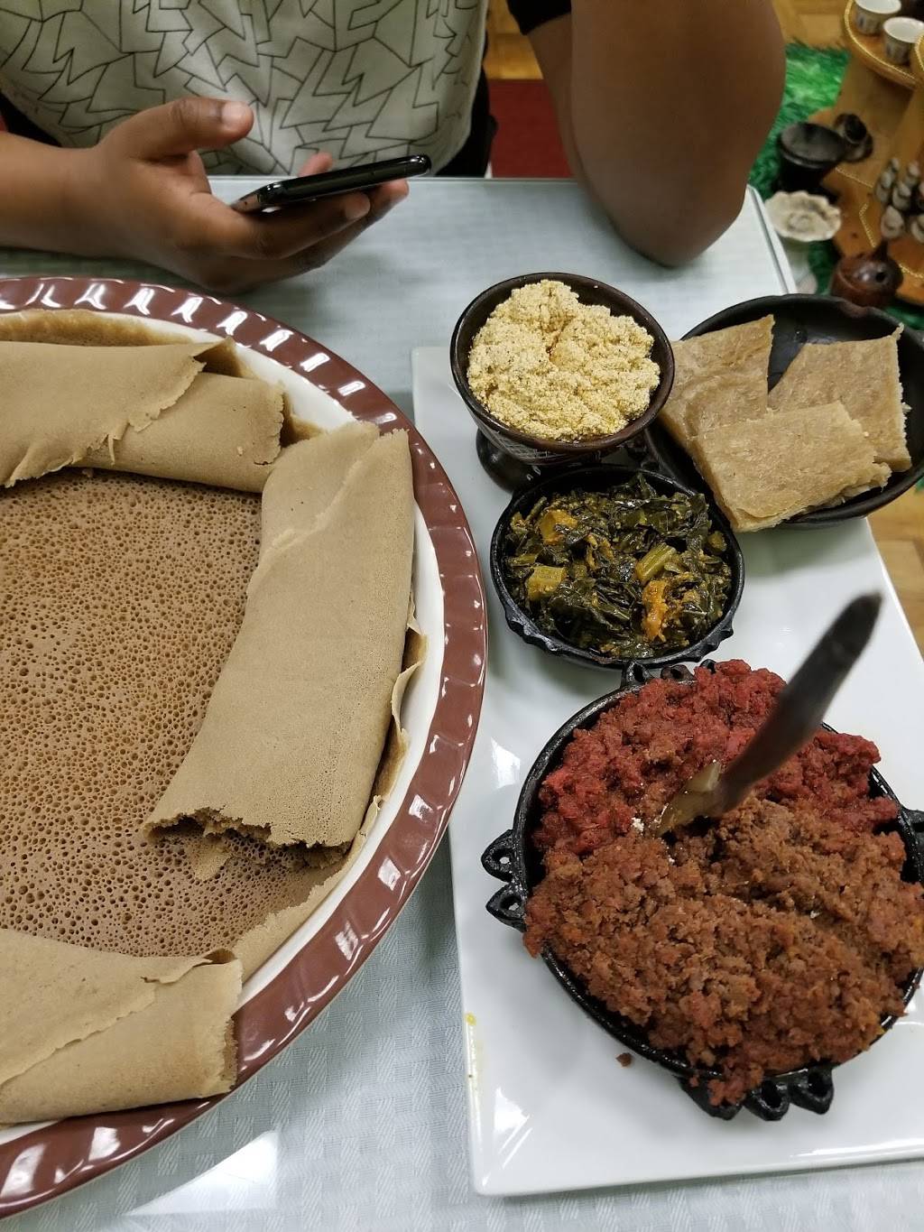 Palm grove ethiopian restaurant | restaurant | 1905 S Western Ave #11, Los Angeles, CA 90018, USA | 3237300994 OR +1 323-730-0994