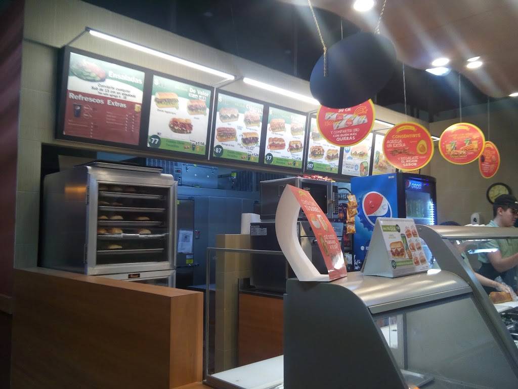 Subway Paseo 2000 | restaurant | Blvd. 2000 129, Pob Delejido Francisco Villa, Pob Delejido Francisco Villa, Tijuana, B.C., Mexico | 016641029757 OR +52 664 102 9757