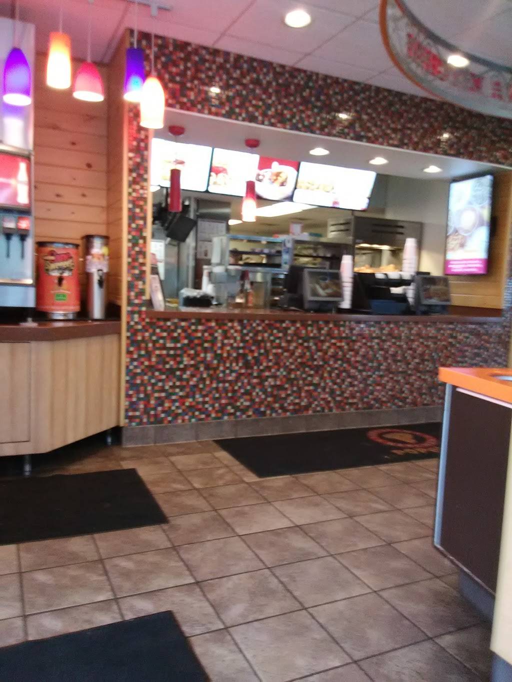 Popeyes Louisiana Kitchen | restaurant | 545 Kennedy Dr, Bradley, IL 60915, USA | 8158028040 OR +1 815-802-8040